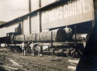 Außenansicht einer Werkshalle der Firma H. Fuchs Söhne, um 1910, Stadtarchiv Karlsruhe 8/Alben 418/20.