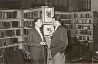 Ausstellung in der Deutsch-Amerikanischen Bibliothek im Rathaus West, 19. Januar 1956, Stadtarchiv Karlsruhe 8/PBS oXII 339.