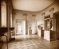 Innenansicht eines Ausstellungsraums, um 1935, Stadtarchiv Karlsruhe 8/BA Burger 36.